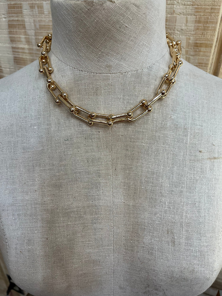 Gold U Linked Necklace