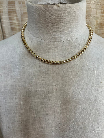 Shiny Gold Rolo Necklace